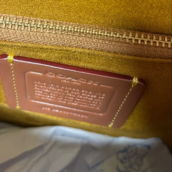 Coach Madison Cream Quilted leather Bag purse LIKE NEW w/dust bag $495 retail - Picture 16 of 16